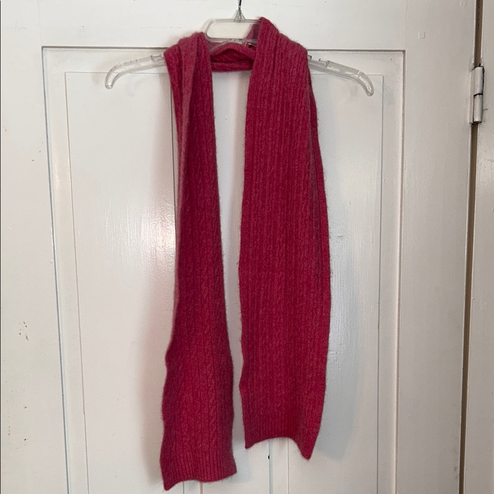 J. CREW Bright Pink Cable Knit Scarf Soft no fringe Preppy
Heritage Coastal